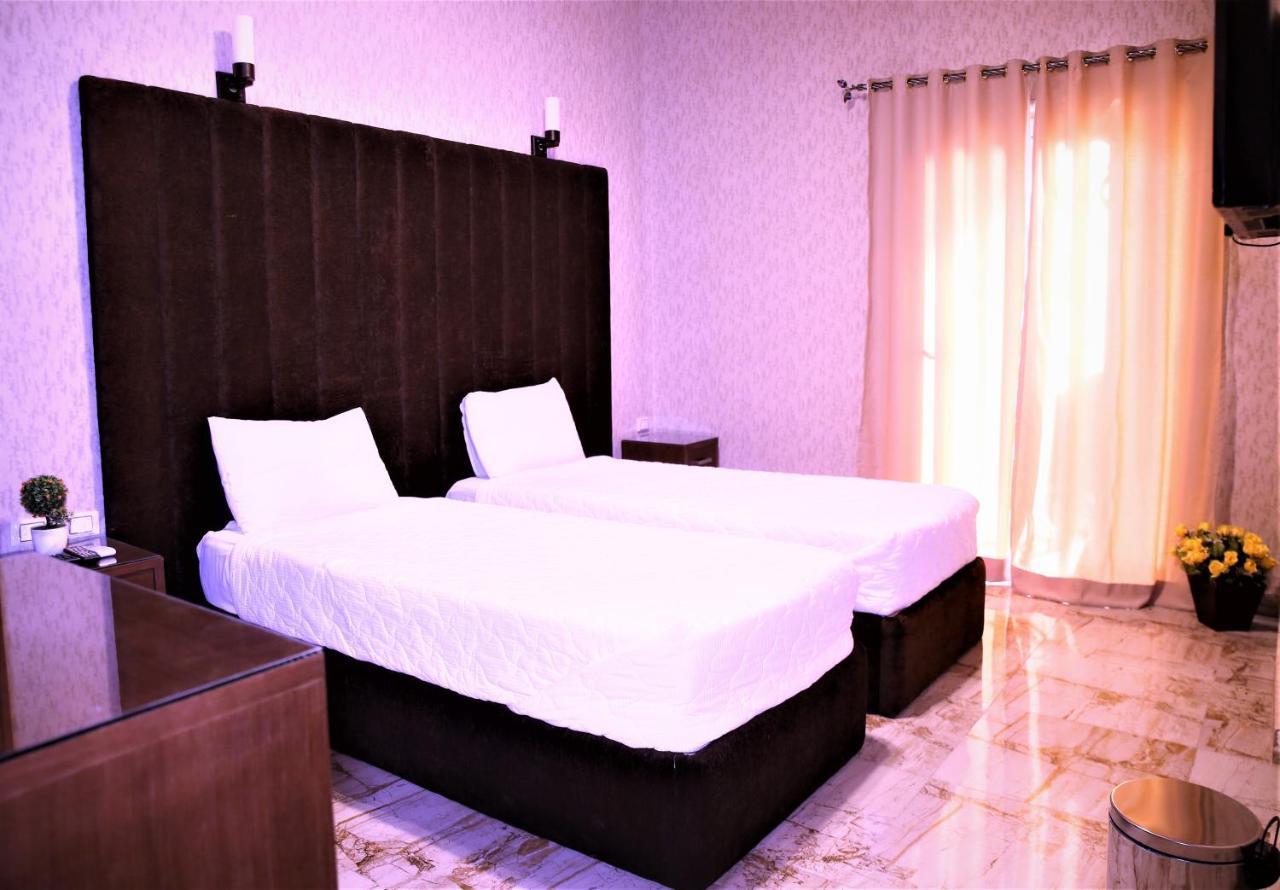 Valencia Hotel, Downtown Kairo Exteriör bild